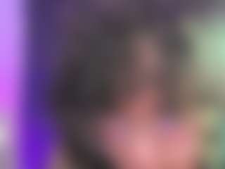 Luana's Live Sex Cam Show
