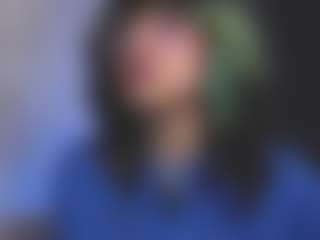 Luana's Live Sex Cam Show