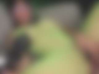Luana's Live Sex Cam Show