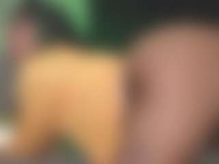 Luana's Live Sex Cam Show