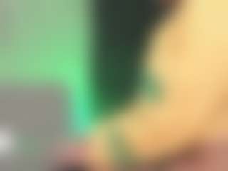 Luana's Live Sex Cam Show