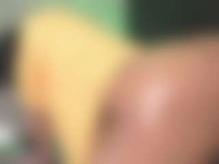 Luana's Live Sex Cam Show