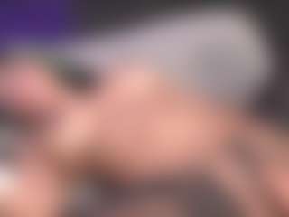Luana's Live Sex Cam Show