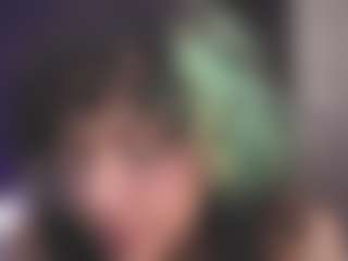 Luana's Live Sex Cam Show