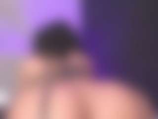 Luana's Live Sex Cam Show