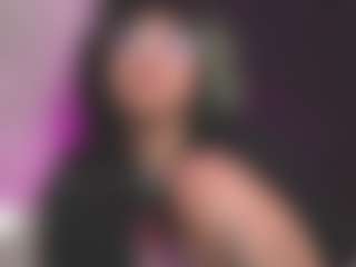 Luana's Live Sex Cam Show