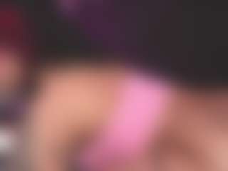 Luana's Live Sex Cam Show