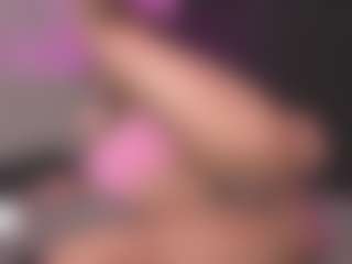 Luana's Live Sex Cam Show