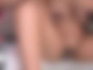 Luana's Live Sex Cam Show