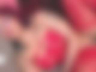 Luana's Live Sex Cam Show