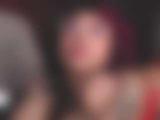 Live cam show with Luana - Brown Hair Petite on TastyBlacksLive