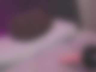 Luana's Live Sex Cam Show