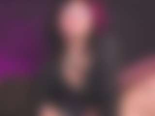 Luana's Live Sex Cam Show
