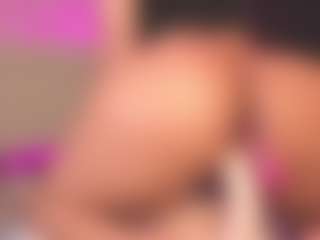 Luana's Live Sex Cam Show