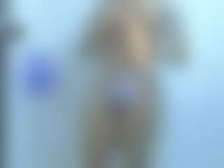 Luana's Live Sex Cam Show