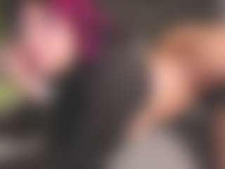 Luana's Live Sex Cam Show