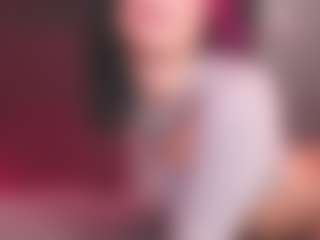 Luana's Live Sex Cam Show