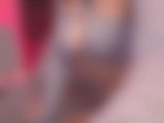 Luana's Live Sex Cam Show