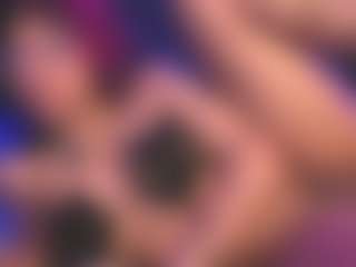 Luana's Live Sex Cam Show