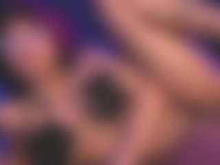 Luana's Live Sex Cam Show