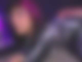 Luana's Live Sex Cam Show