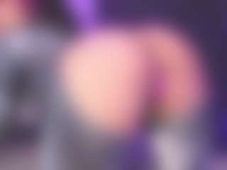 Luana's Live Sex Cam Show