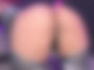Luana's Live Sex Cam Show