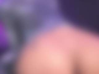 Luana's Live Sex Cam Show