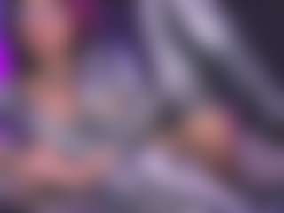 Luana's Live Sex Cam Show