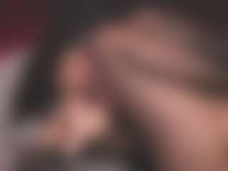 Luana's Live Sex Cam Show