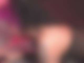 Luana's Live Sex Cam Show