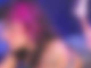 Luana's Live Sex Cam Show
