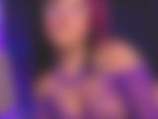 Luana's Live Sex Cam Show