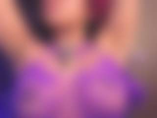 Luana's Live Sex Cam Show