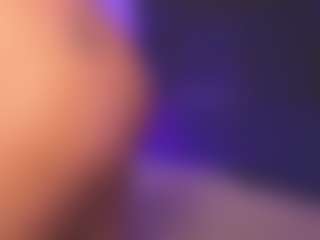 Luana's Live Sex Cam Show