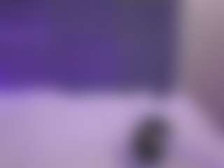 Luana's Live Sex Cam Show