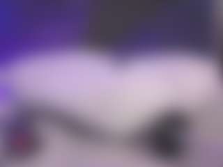Live cam show with Luana - BBW on madthumbs