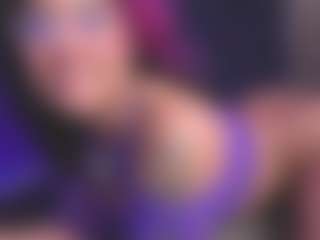 Luana's Live Sex Cam Show