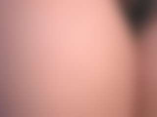 Luana's Live Sex Cam Show