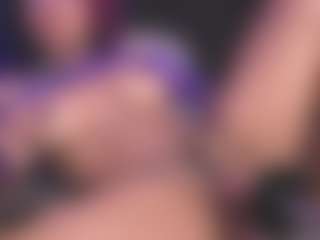 Luana's Live Sex Cam Show