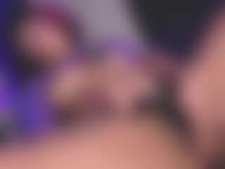 Luana's Live Sex Cam Show