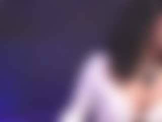 Luana's Live Sex Cam Show