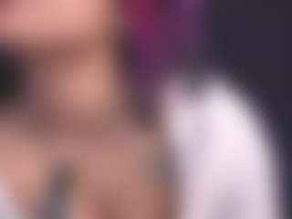 Luana's Live Sex Cam Show