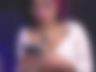 Luana's Live Sex Cam Show