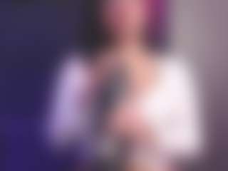 Luana's Live Sex Cam Show