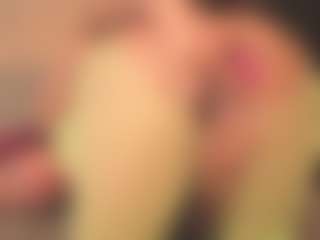 Luana's Live Sex Cam Show