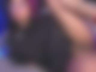 Luana's Live Sex Cam Show