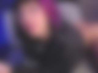 Luana's Live Sex Cam Show
