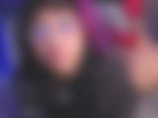 Live cam show with Luana - Lovense Brown Hair on Milfs Live
