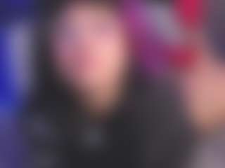 Luana's Live Sex Cam Show